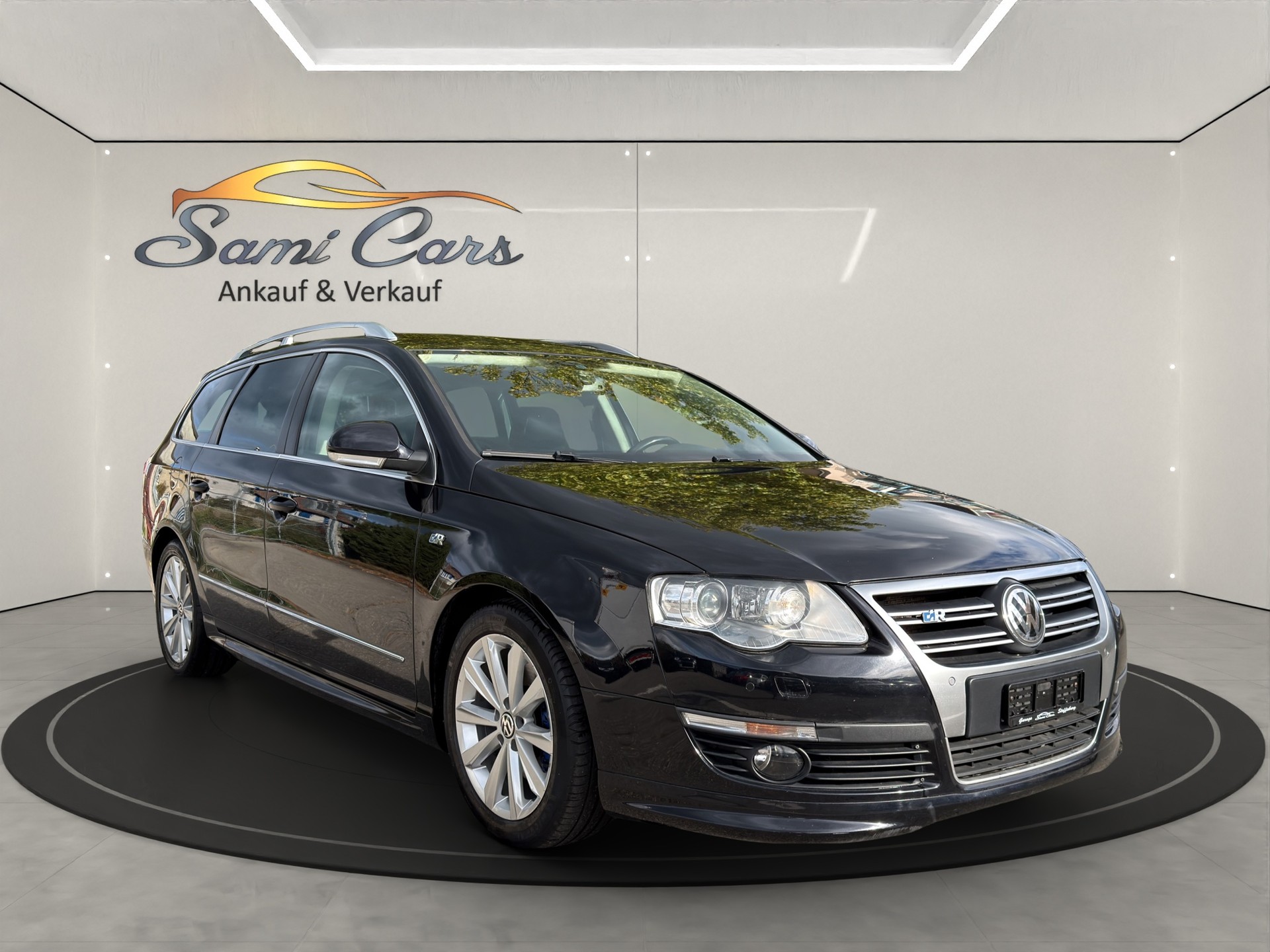 VW Passat Variant 2.0T FSI DSG R Line-image-8