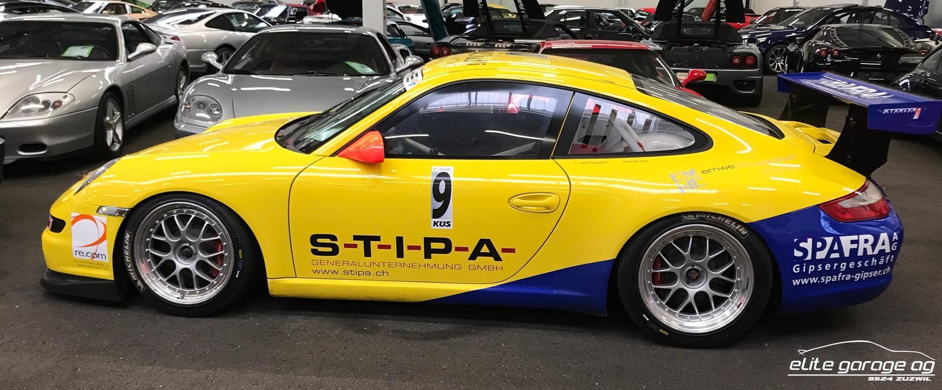 PORSCHE 911 GT3 CUP Rennwagen-image-1