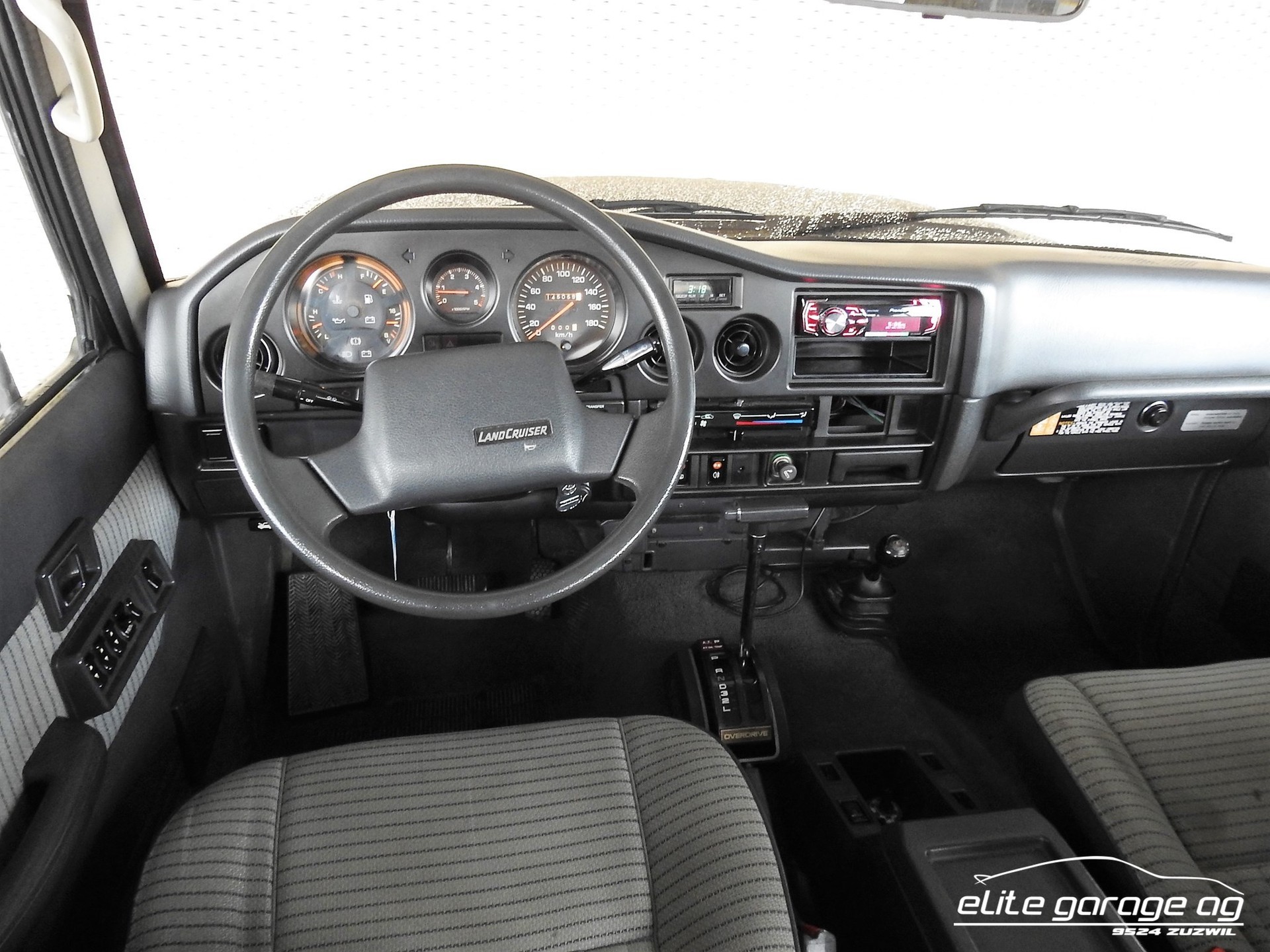 TOYOTA Land Cruiser FJ 62 LG-PNEW Station G-image-7