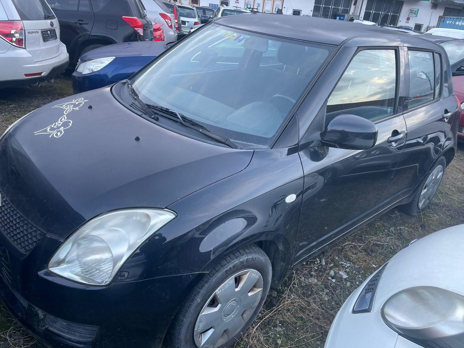 SUZUKI Swift 1.3i 16V GL 4x4-image-13