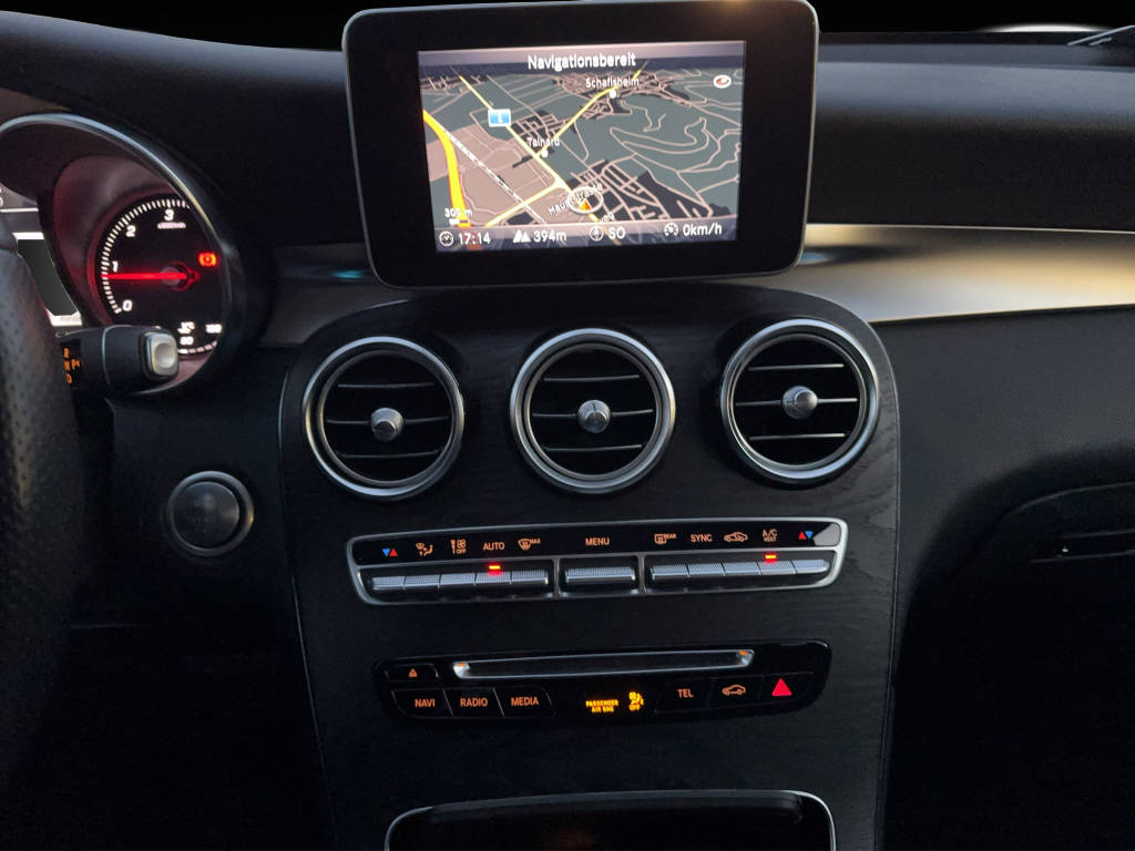 MERCEDES-BENZ GLC 250 d AMG Line 4m Coupé-image-11
