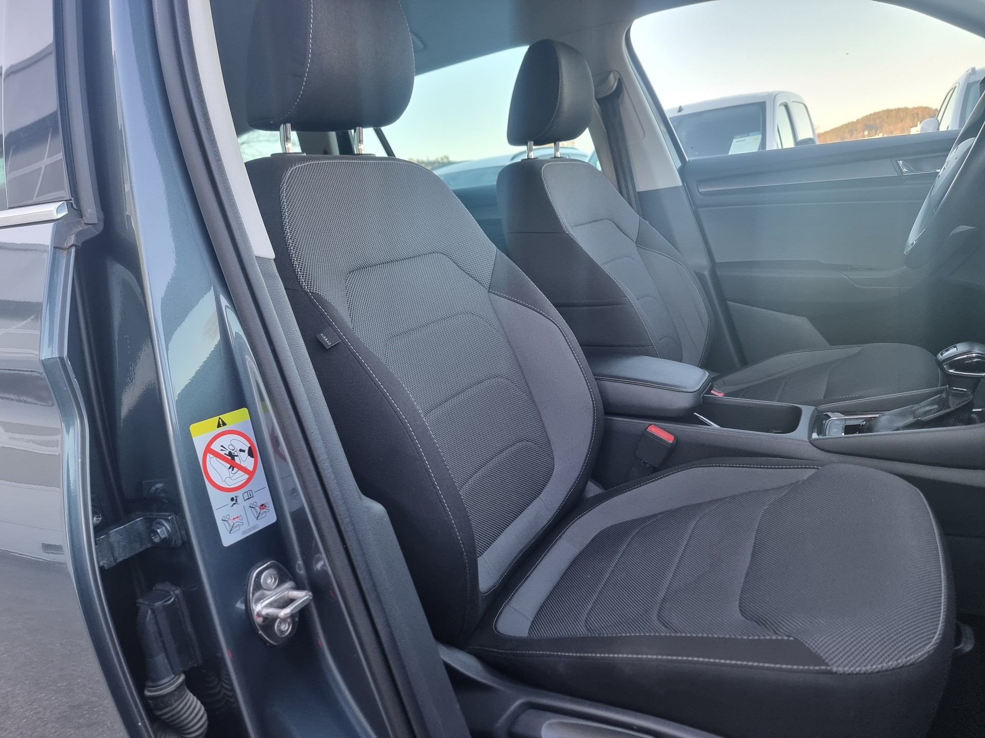 SKODA Kodiaq 2.0 TDI CR Ambition 4x4 DSG-image-10