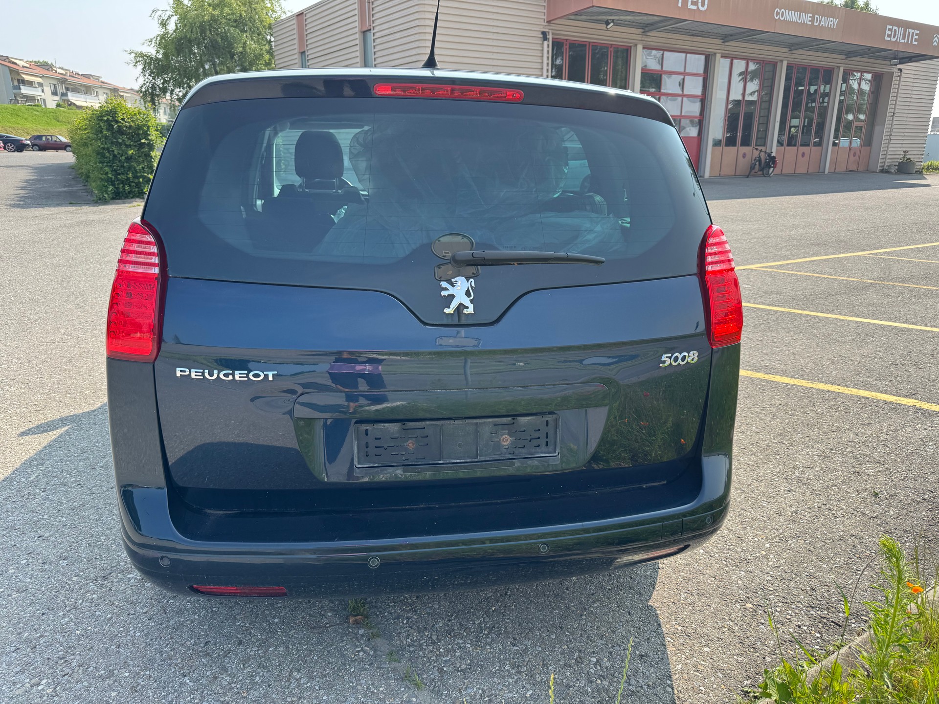 PEUGEOT 5008 1.6 16V T Sport Pack-image-6