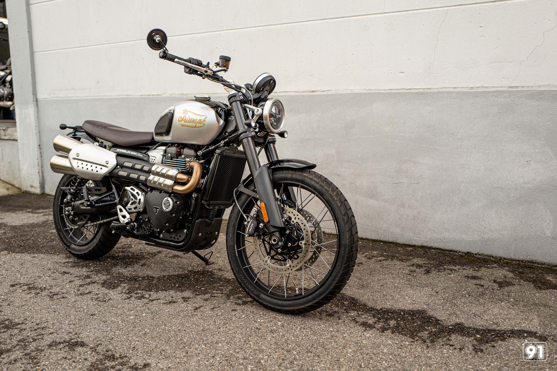 TRIUMPH Scrambler 1200 X-showroom-element-1