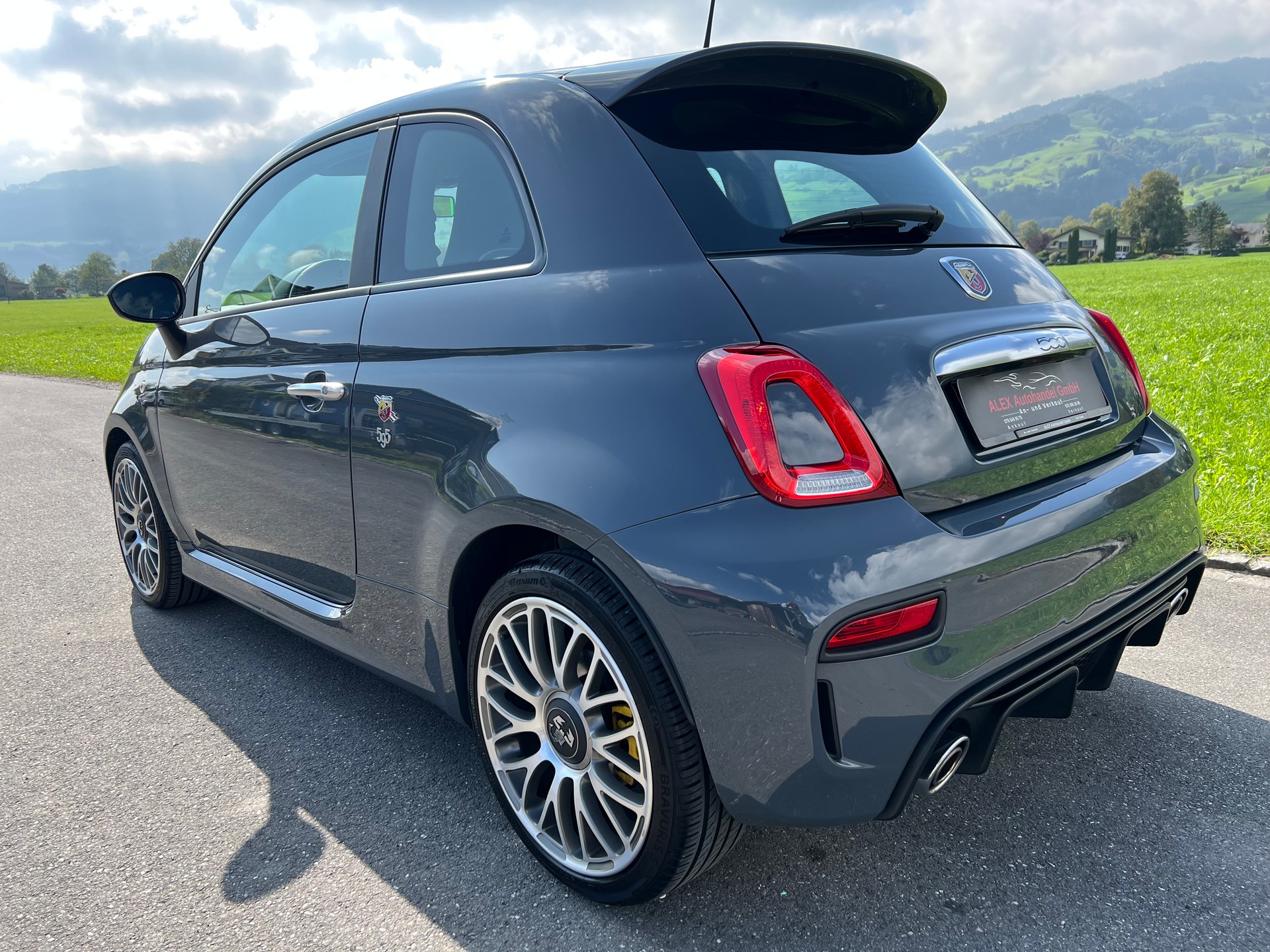 FIAT 595 1.4 16V Turbo Abarth (CHF 232.70/Monat)-image-3