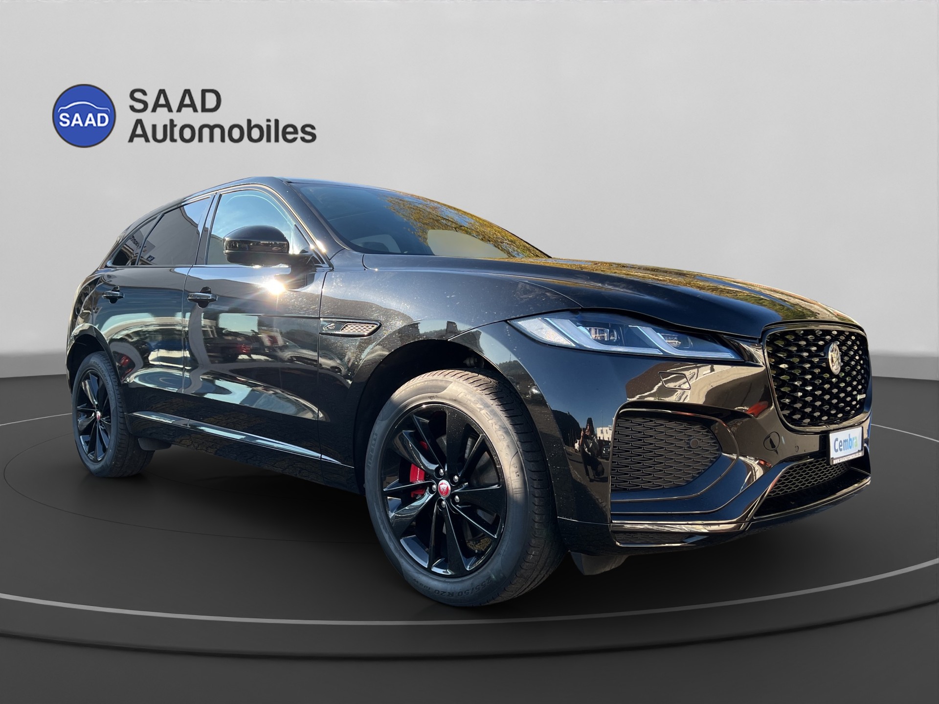 JAGUAR F-Pace 2.0 P250 R-Dynamic SE AWD-image-7