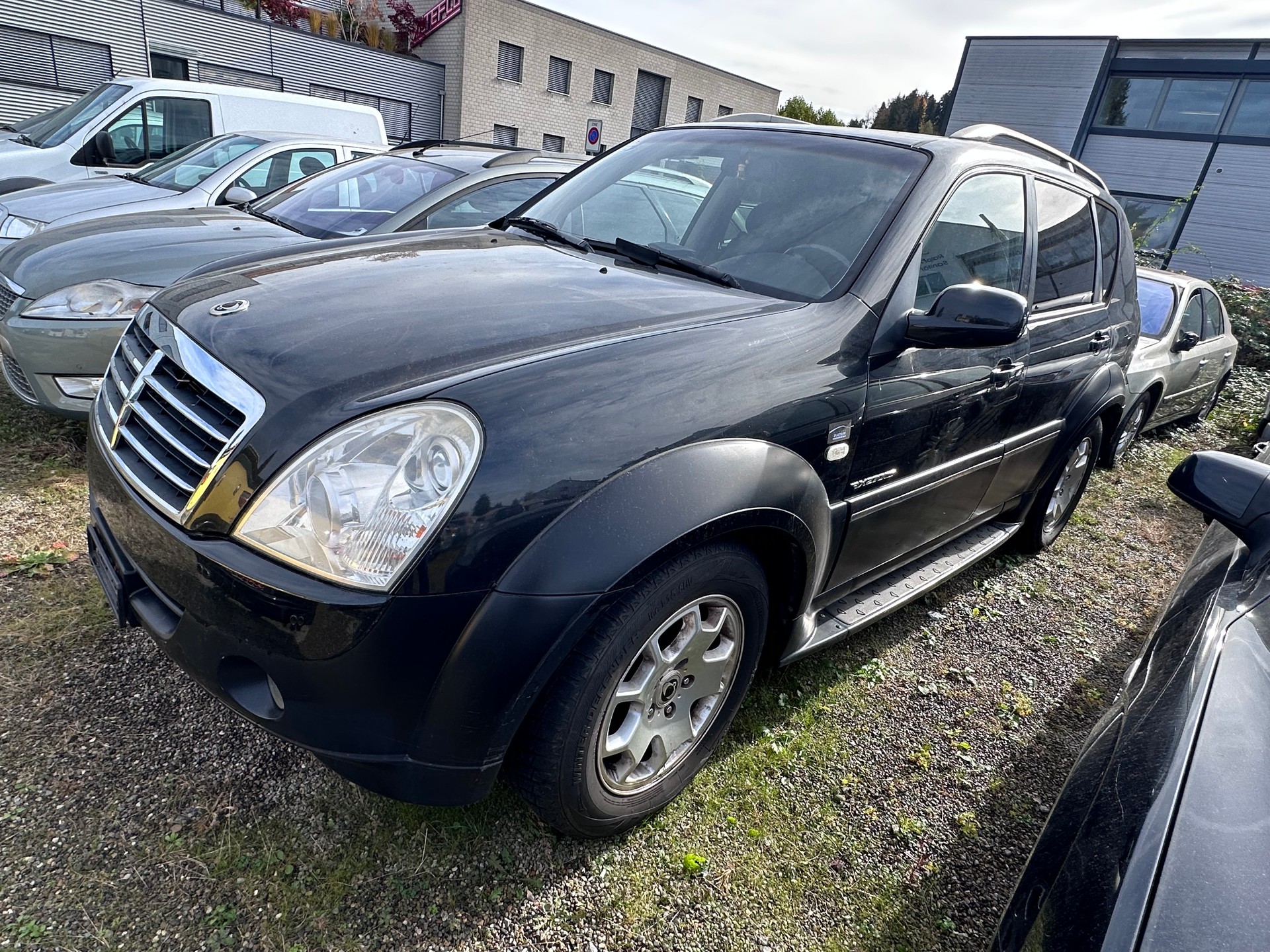 KGM-SsangYong Rexton RX 270 Xdi Deluxe Automatic-image-6