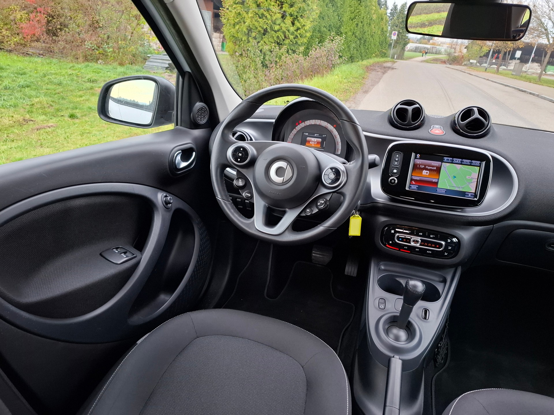 SMART forfour passion twinmatic-image-12