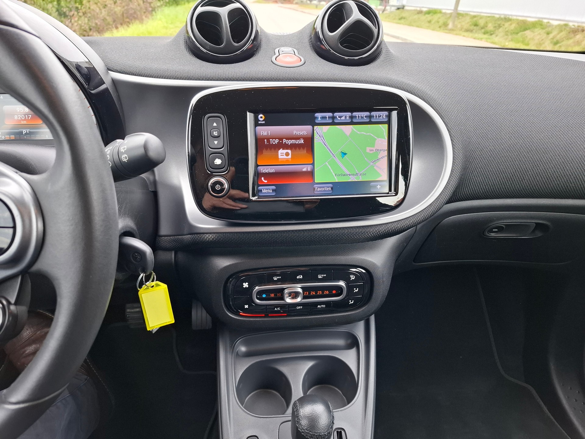 SMART forfour passion twinmatic-image-10