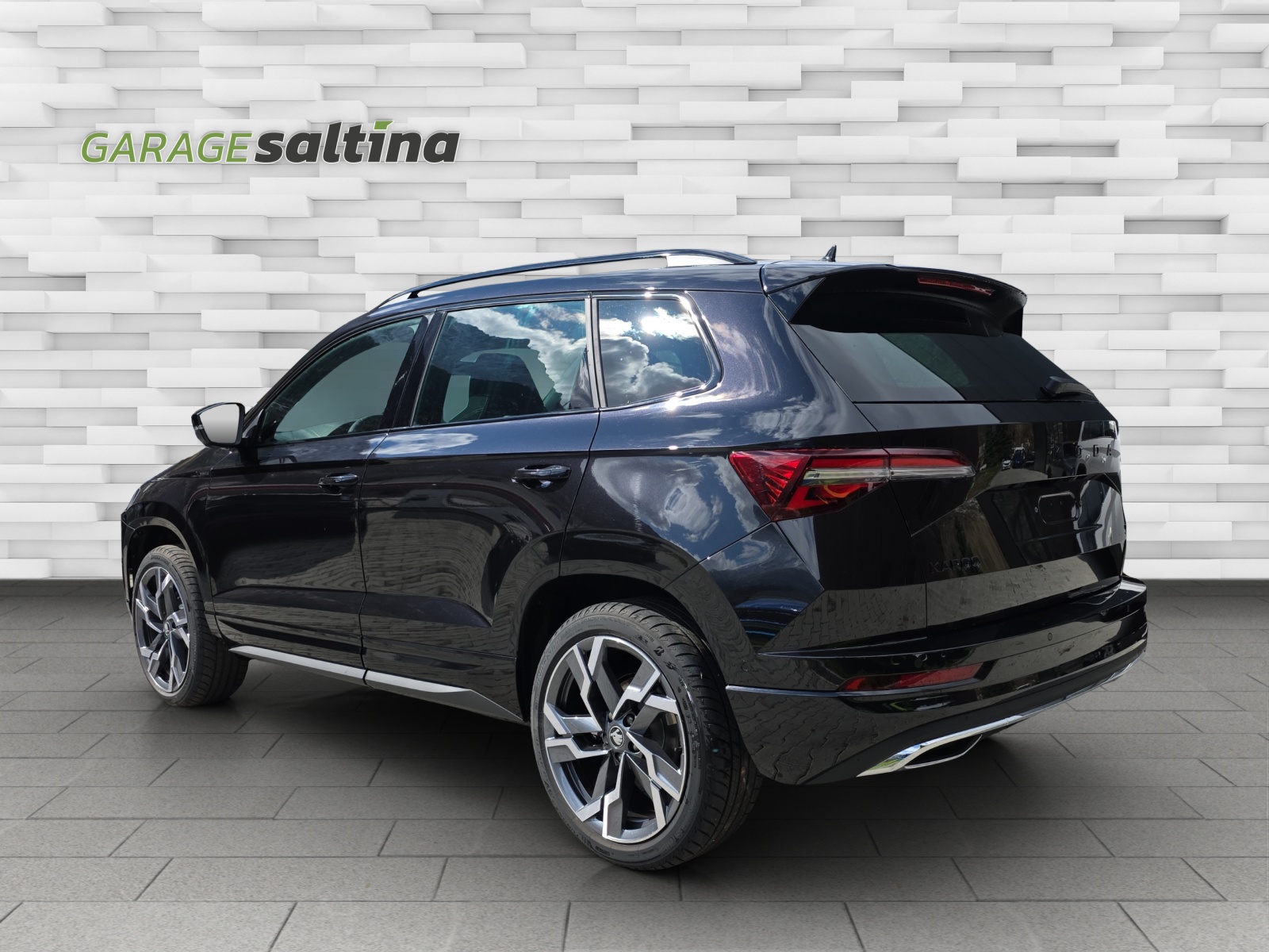 SKODA Karoq 2.0 TSI SportLine 4x4 DSG-image-1