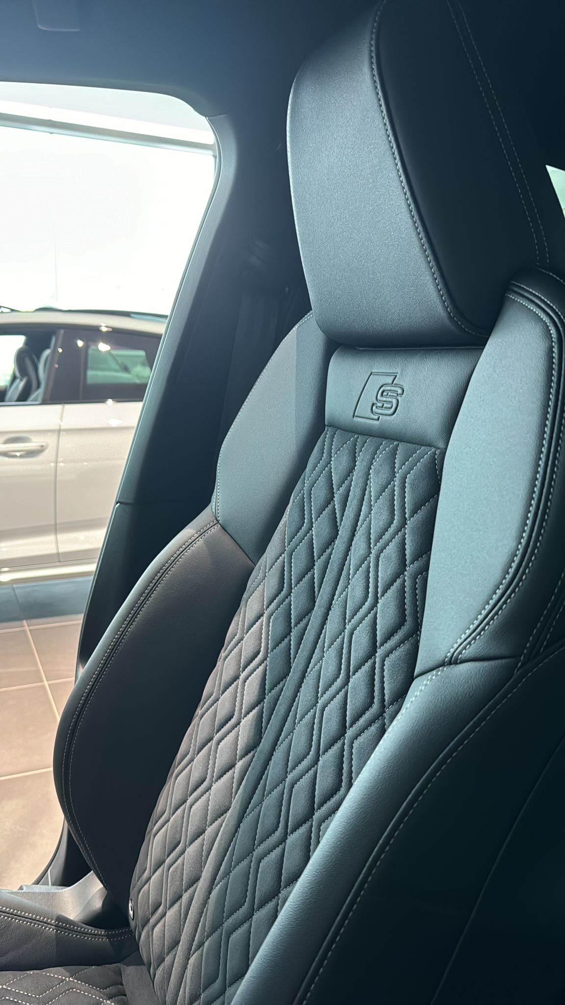 AUDI Q4 Sportback e-tron 50 quattro-image-1