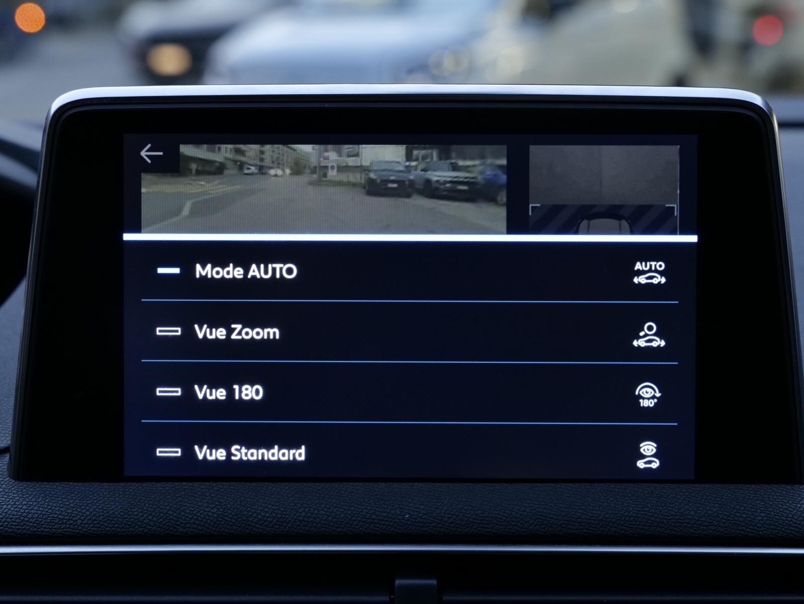 PEUGEOT 3008 1.6 PureTech Allure-image-28