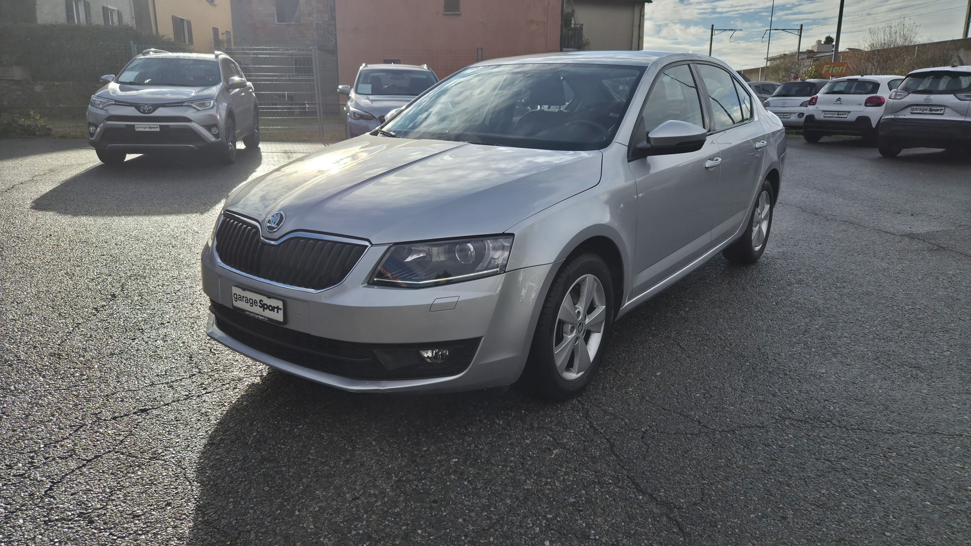 SKODA Octavia 1.4 TSI Elegance-image-2