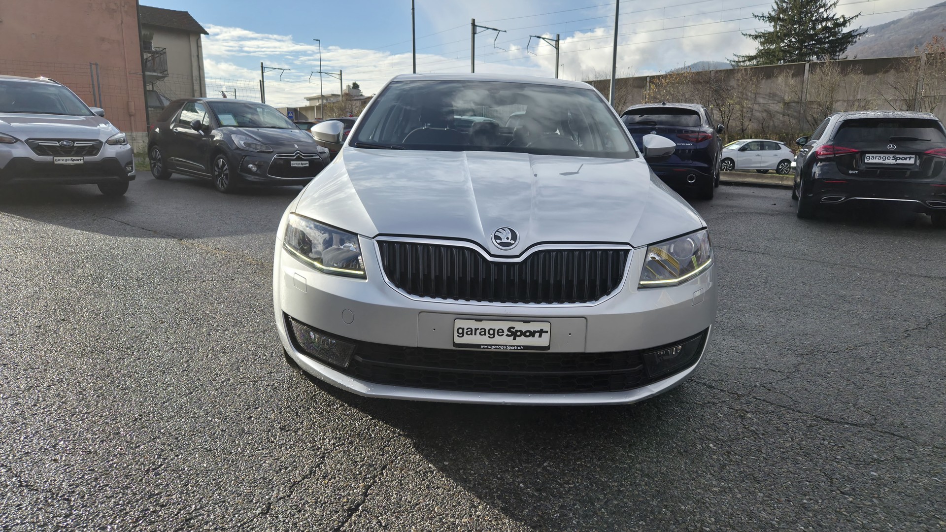 SKODA Octavia 1.4 TSI Elegance-image-1