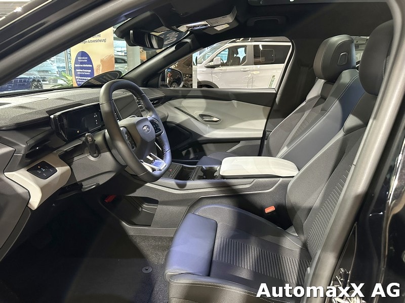 FORD Explorer Extended Range Premium AWD-image-8