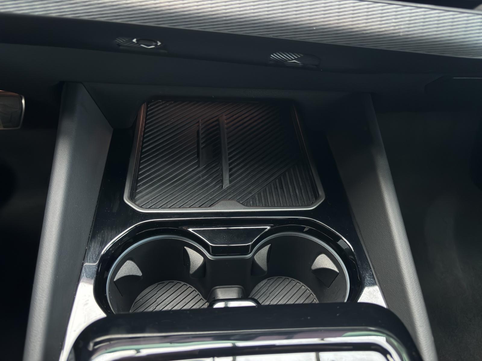 BMW 520d xDrive Touring-image-15