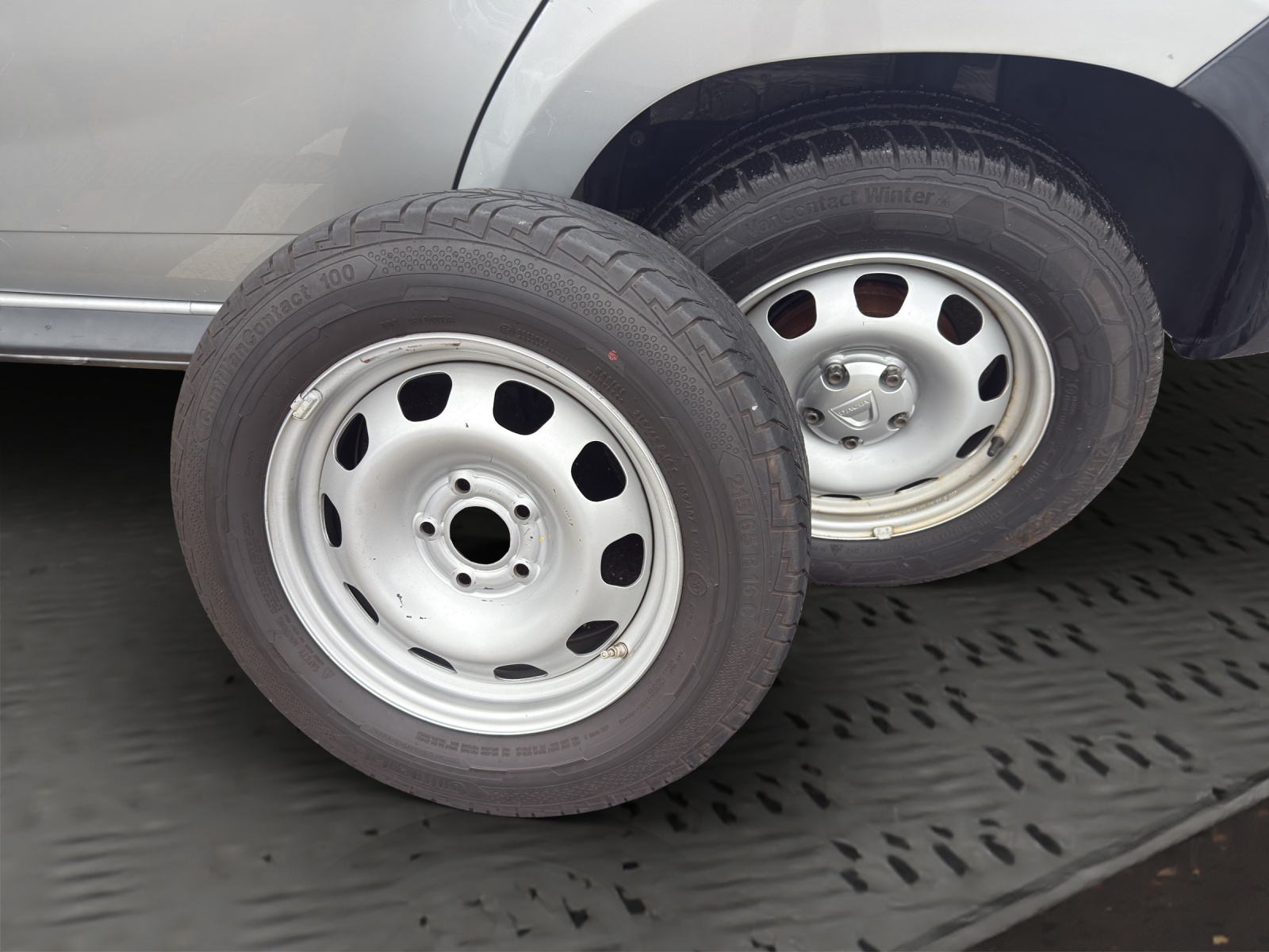 DACIA Duster 1.6 4x4-image-19