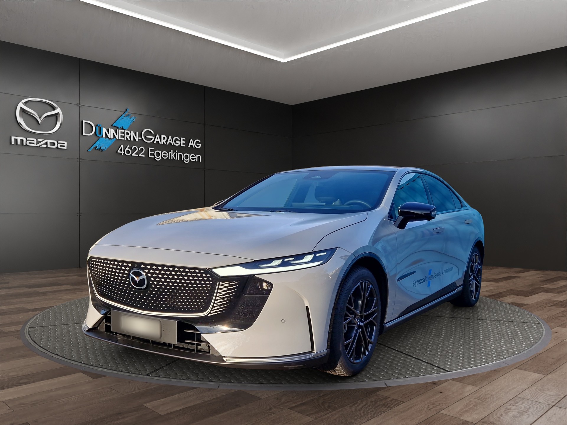 MAZDA 6e 258 69kWh Takumi