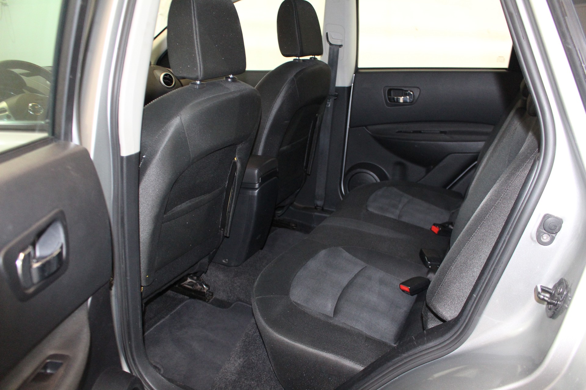 NISSAN Qashqai 2.0 16V Acenta 4x4-image-7