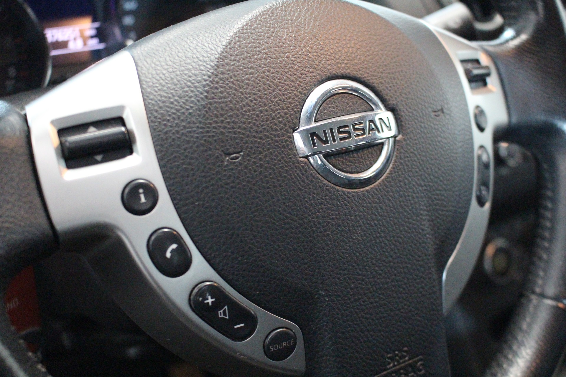 NISSAN Qashqai 2.0 16V Acenta 4x4-image-13