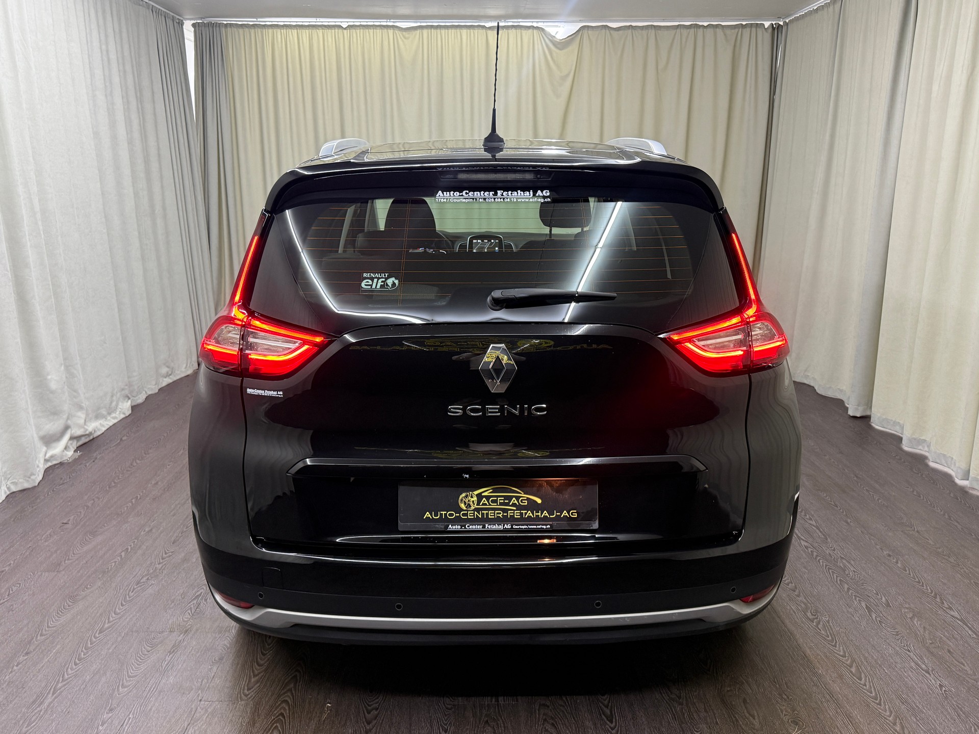 RENAULT Grand Scénic 1.3 16V Turbo Zen EDC-image-4