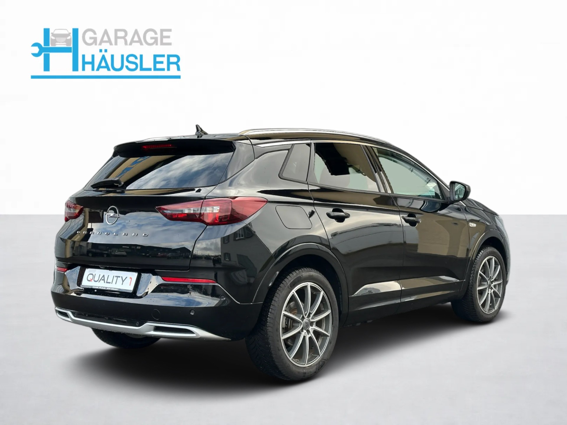 OPEL Grandland 1.6 Hybrid Excellence Automatik-image-2