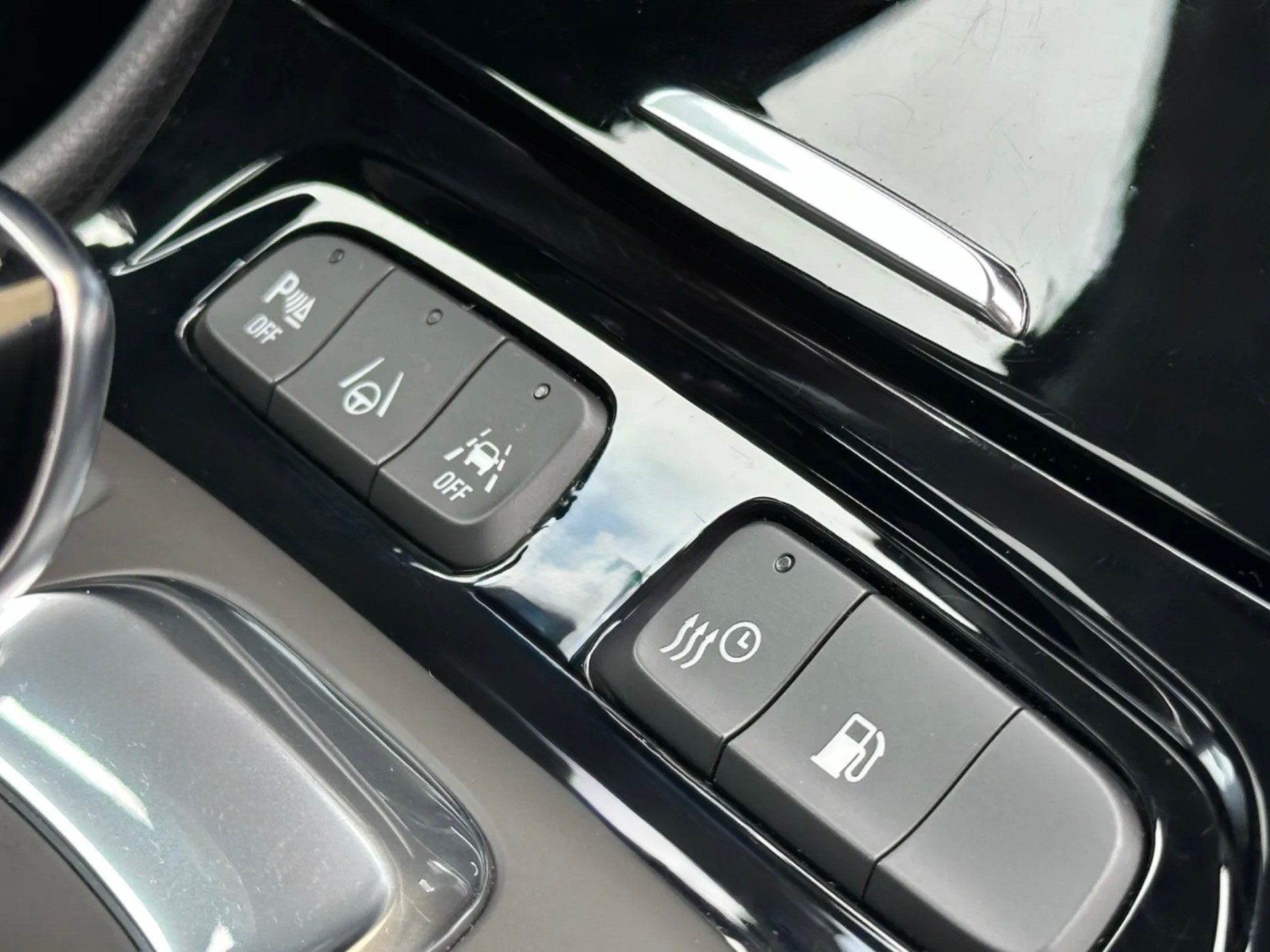 OPEL Grandland 1.6 Hybrid Excellence Automatik-image-7
