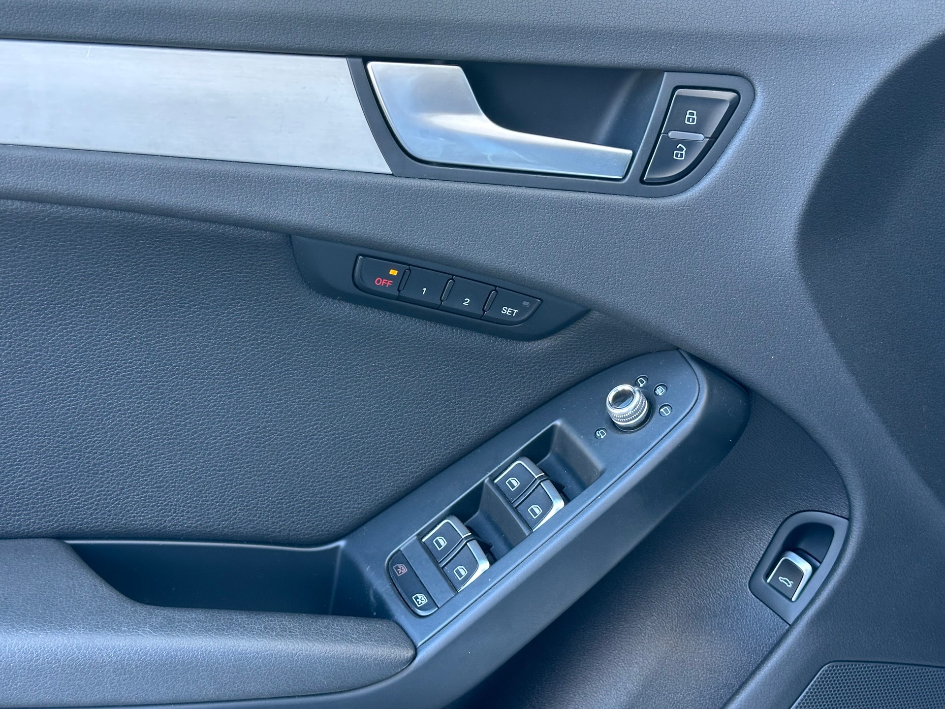 AUDI S4 Limousine 3.0 TFSI quattro S-tronic-image-15