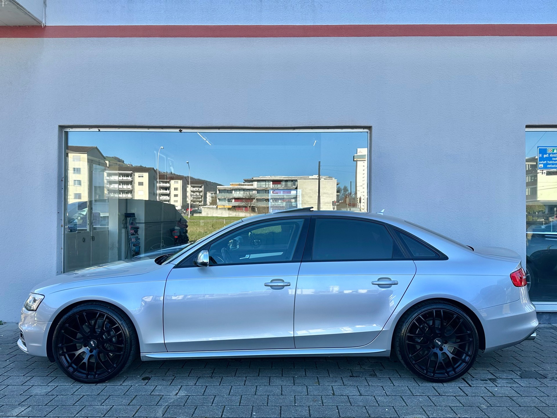 AUDI S4 Limousine 3.0 TFSI quattro S-tronic-image-2