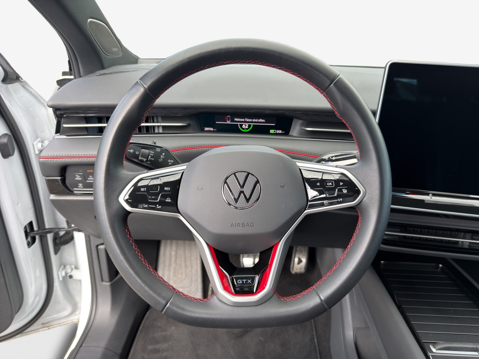 VW ID.7 Tourer GTX 86 kWh GTX 4 Motion-image-9