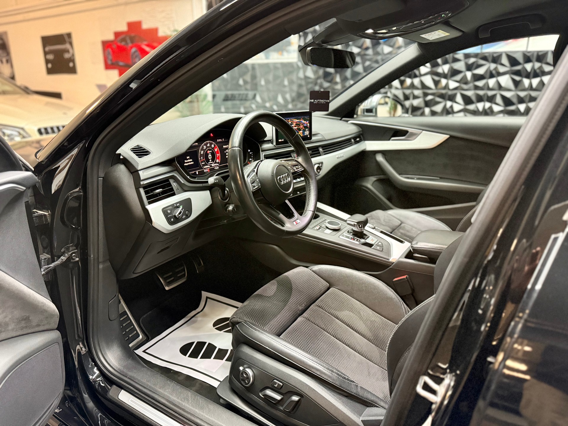 AUDI S4 Limousine 3.0 TFSI quattro tiptronic-image-11