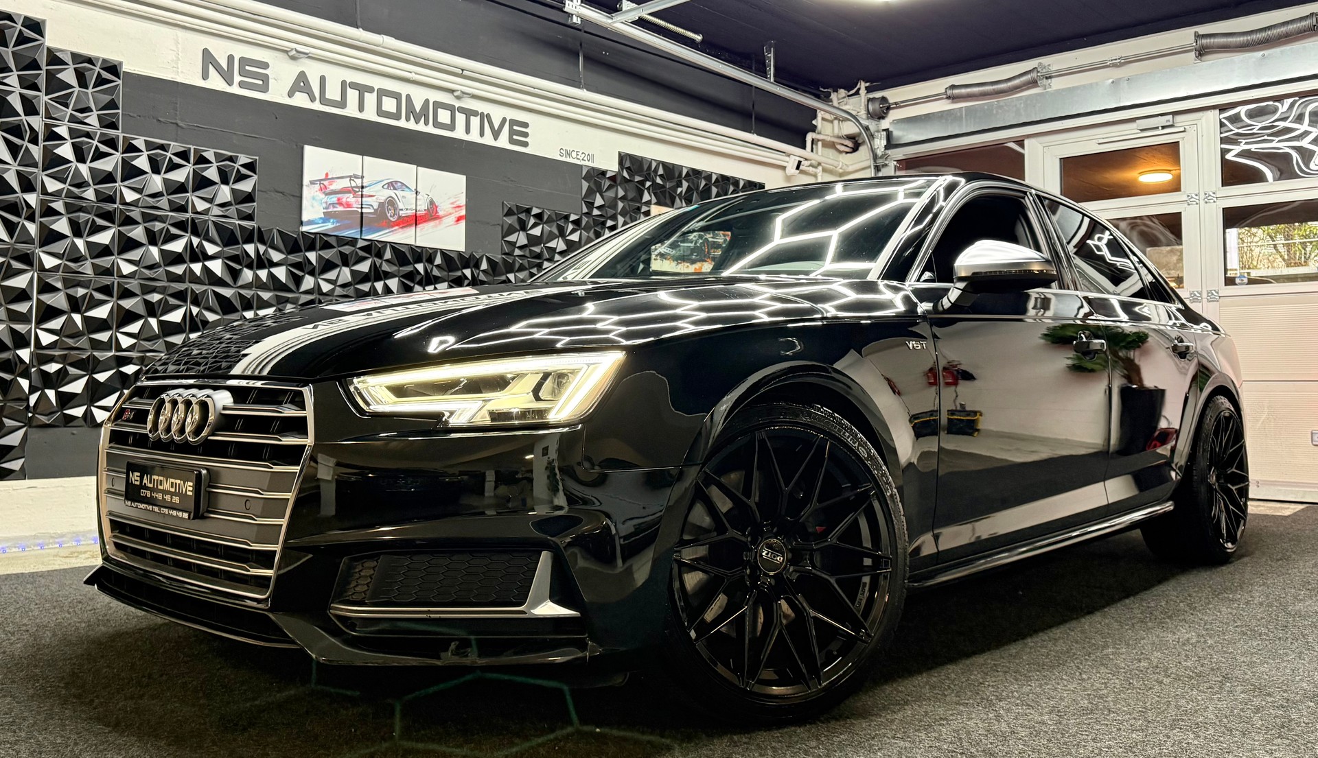 AUDI S4 Limousine 3.0 TFSI quattro tiptronic-image-6