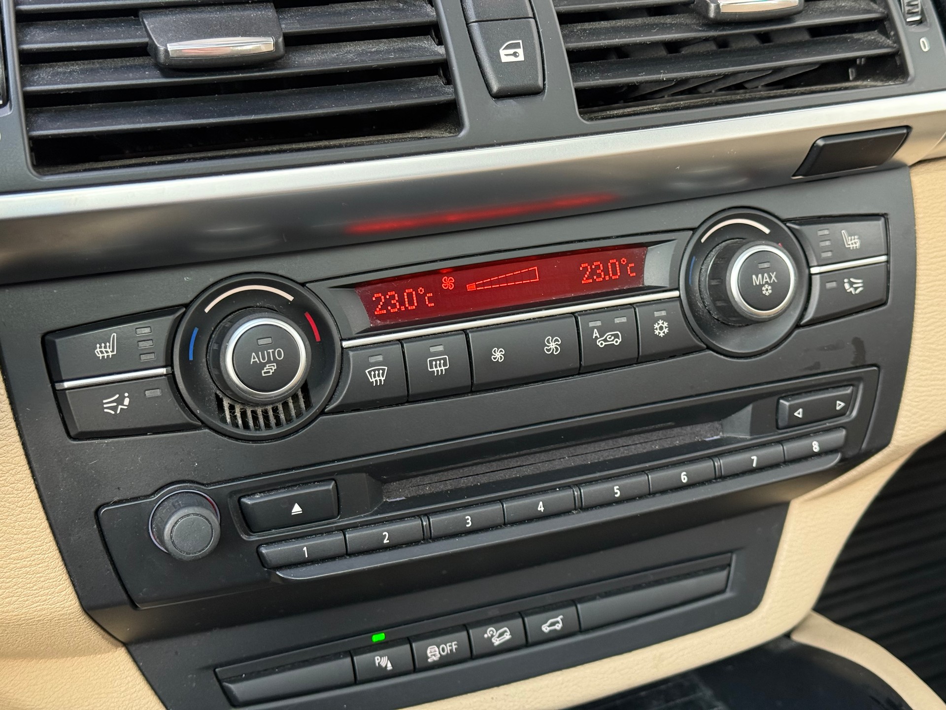BMW X6 xDrive 40d Steptronic-image-14
