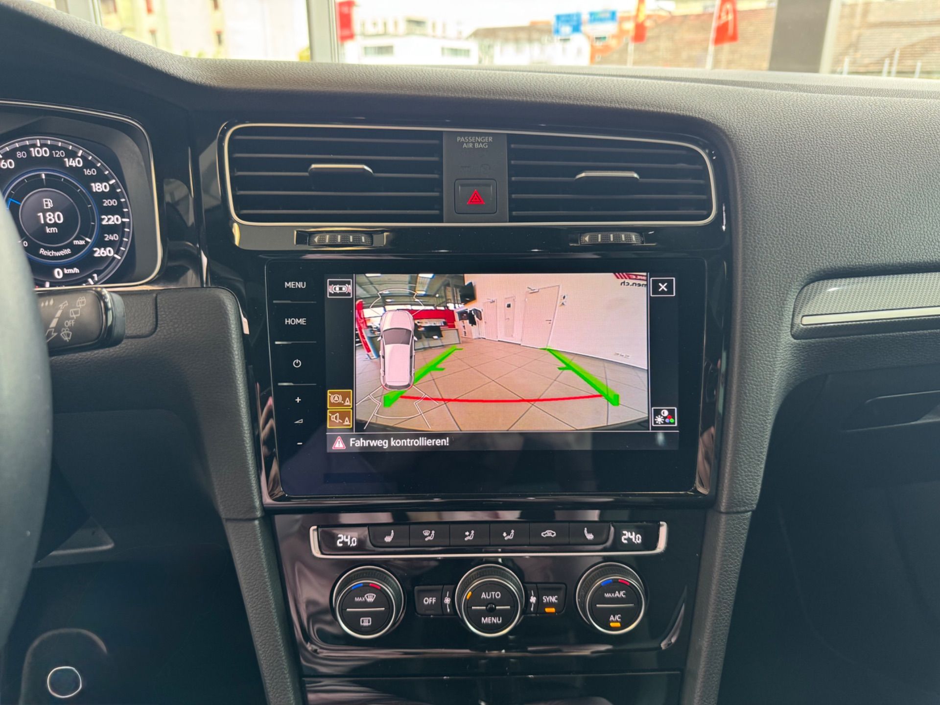 VW Golf 1.5 TSI EVO Highline DSG-image-16