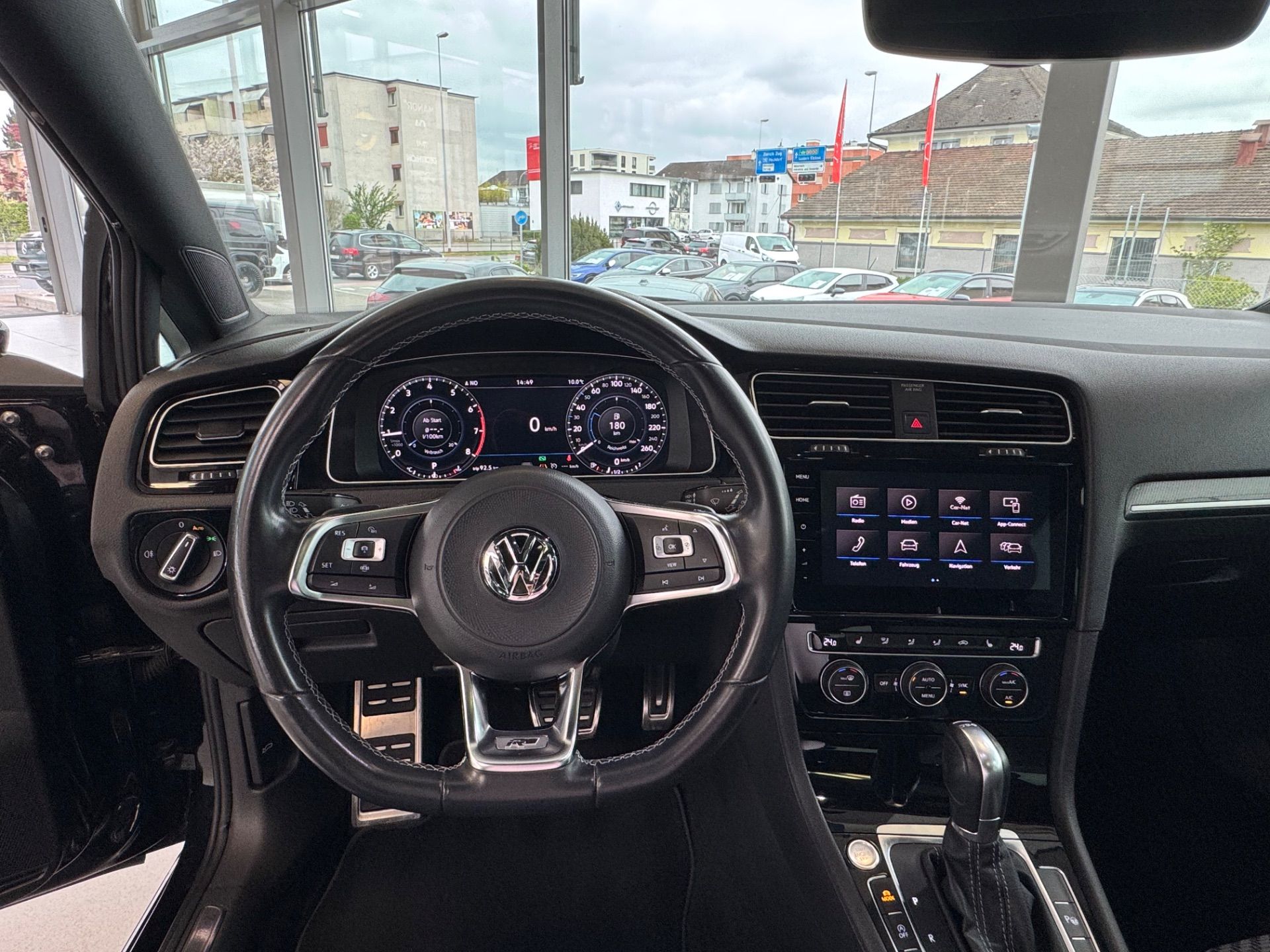 VW Golf 1.5 TSI EVO Highline DSG-image-9