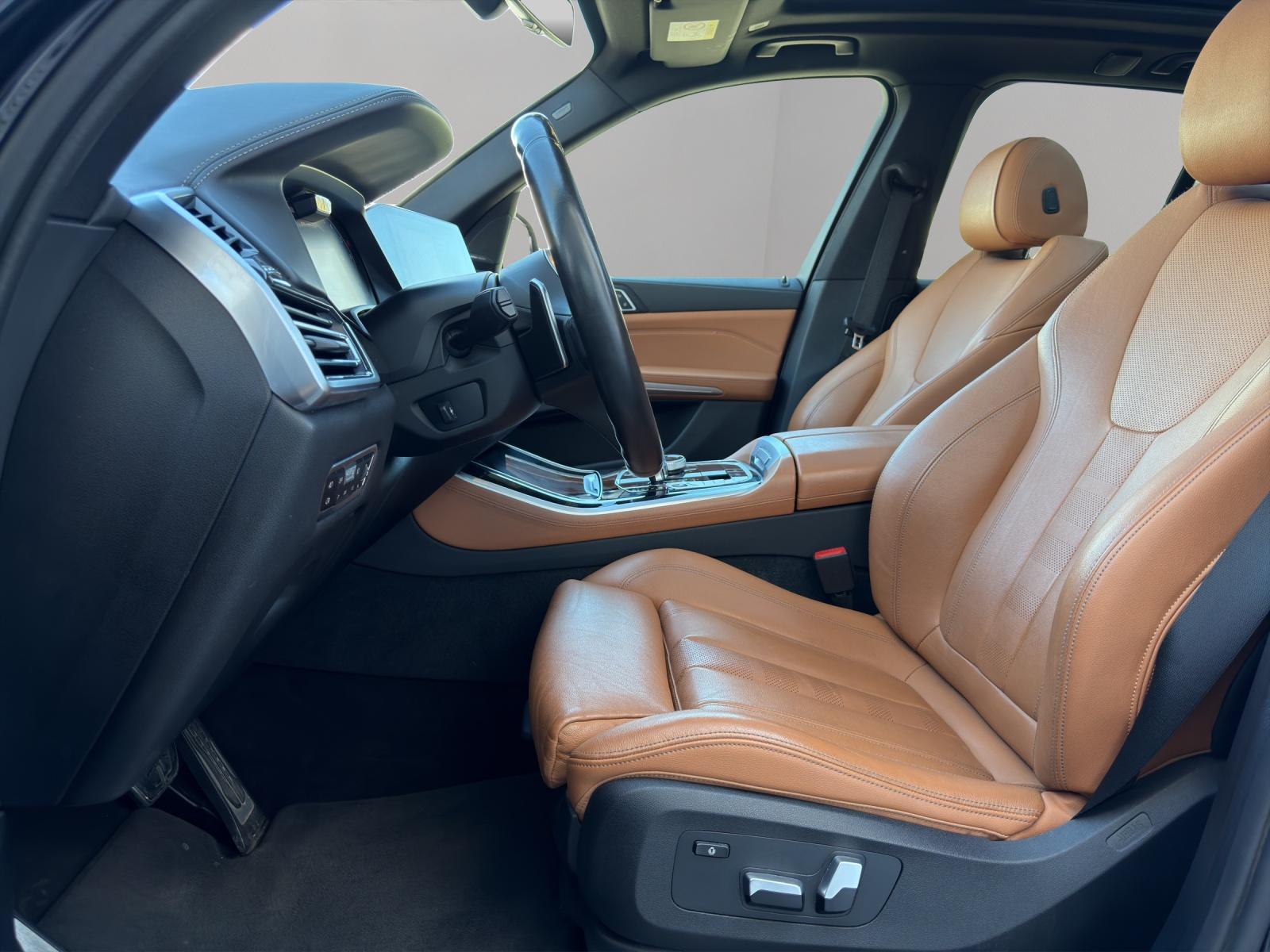 BMW X5 xDrive M50d Steptronic-image-9