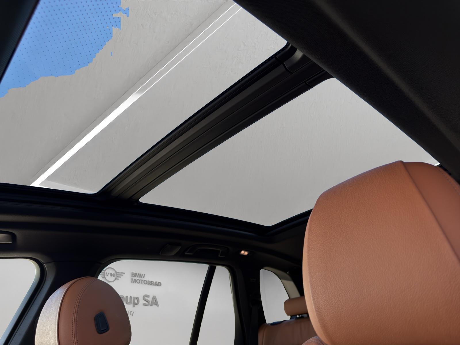 BMW X5 xDrive M50d Steptronic-image-17