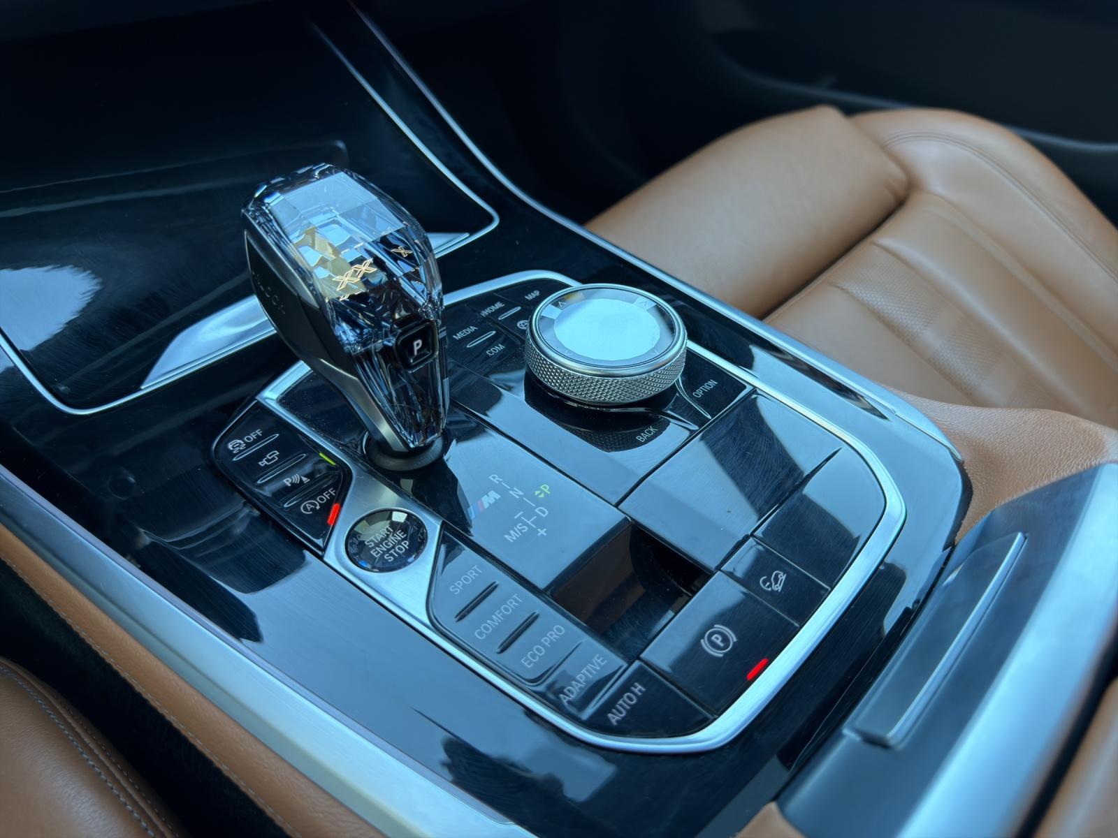 BMW X5 xDrive M50d Steptronic-image-21