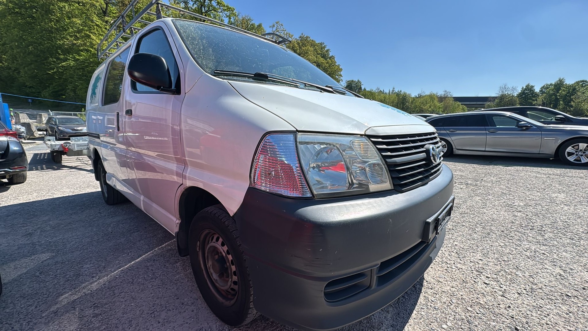 TOYOTA Hiace D-4D Kombi SWB