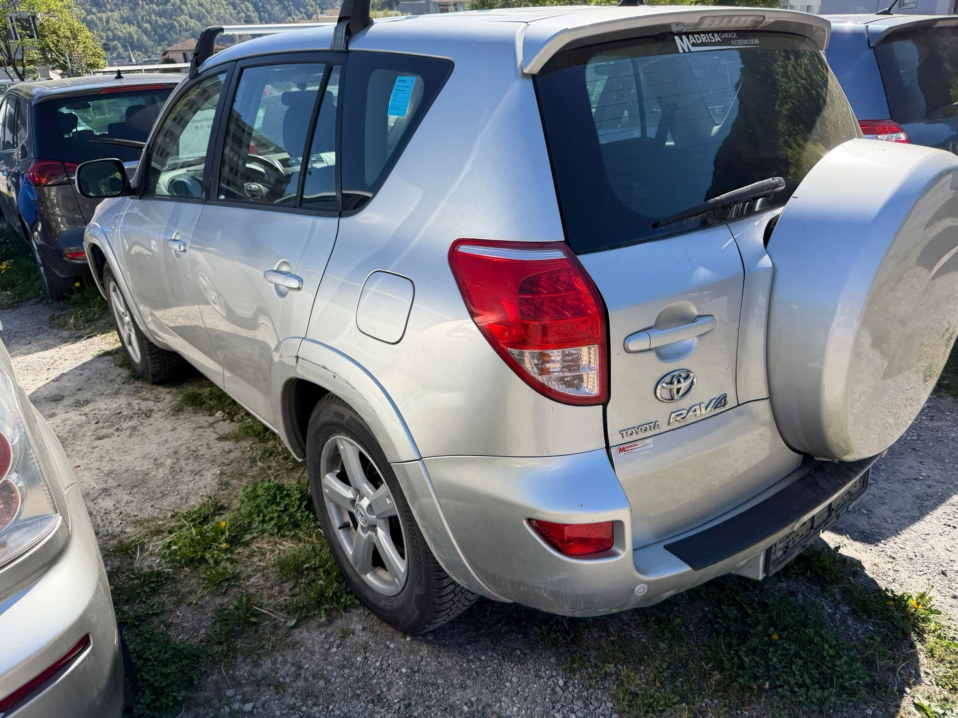 TOYOTA RAV-4 2.2D-4 Diesel-image-3