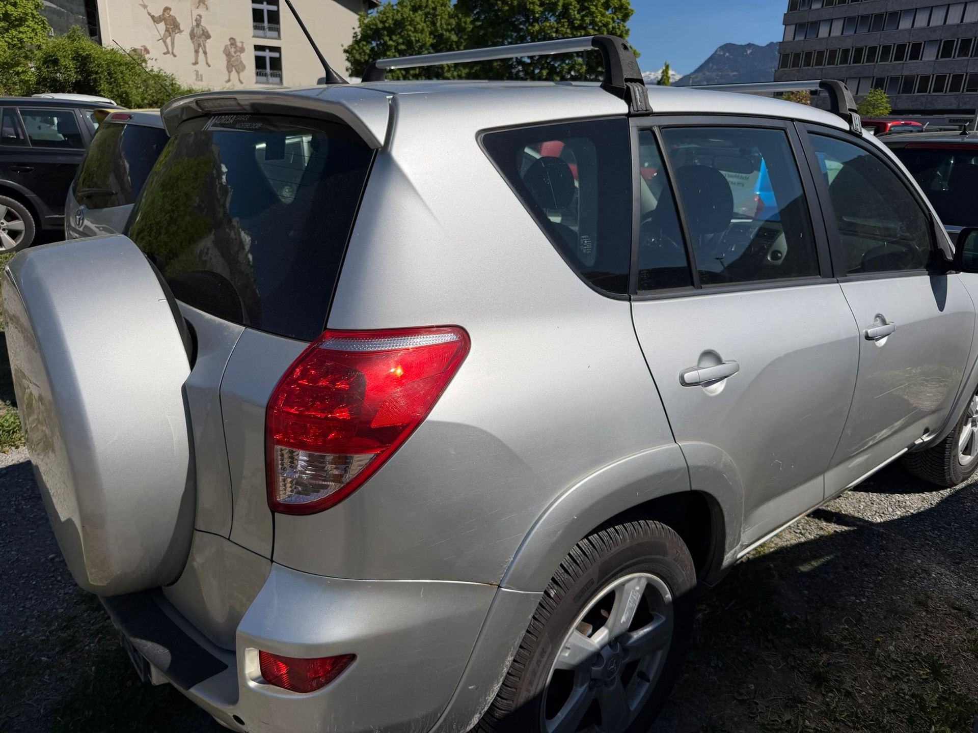 TOYOTA RAV-4 2.2D-4 Diesel-image-2