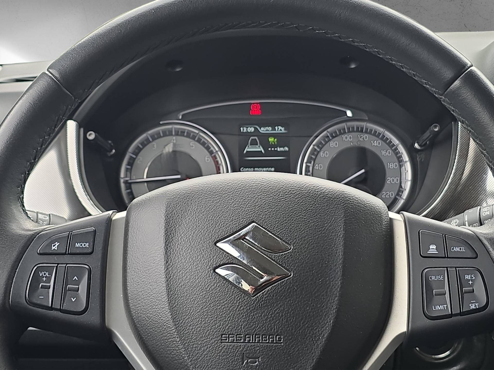 SUZUKI Vitara 1.4 Boosterjet Compact Top-image-14