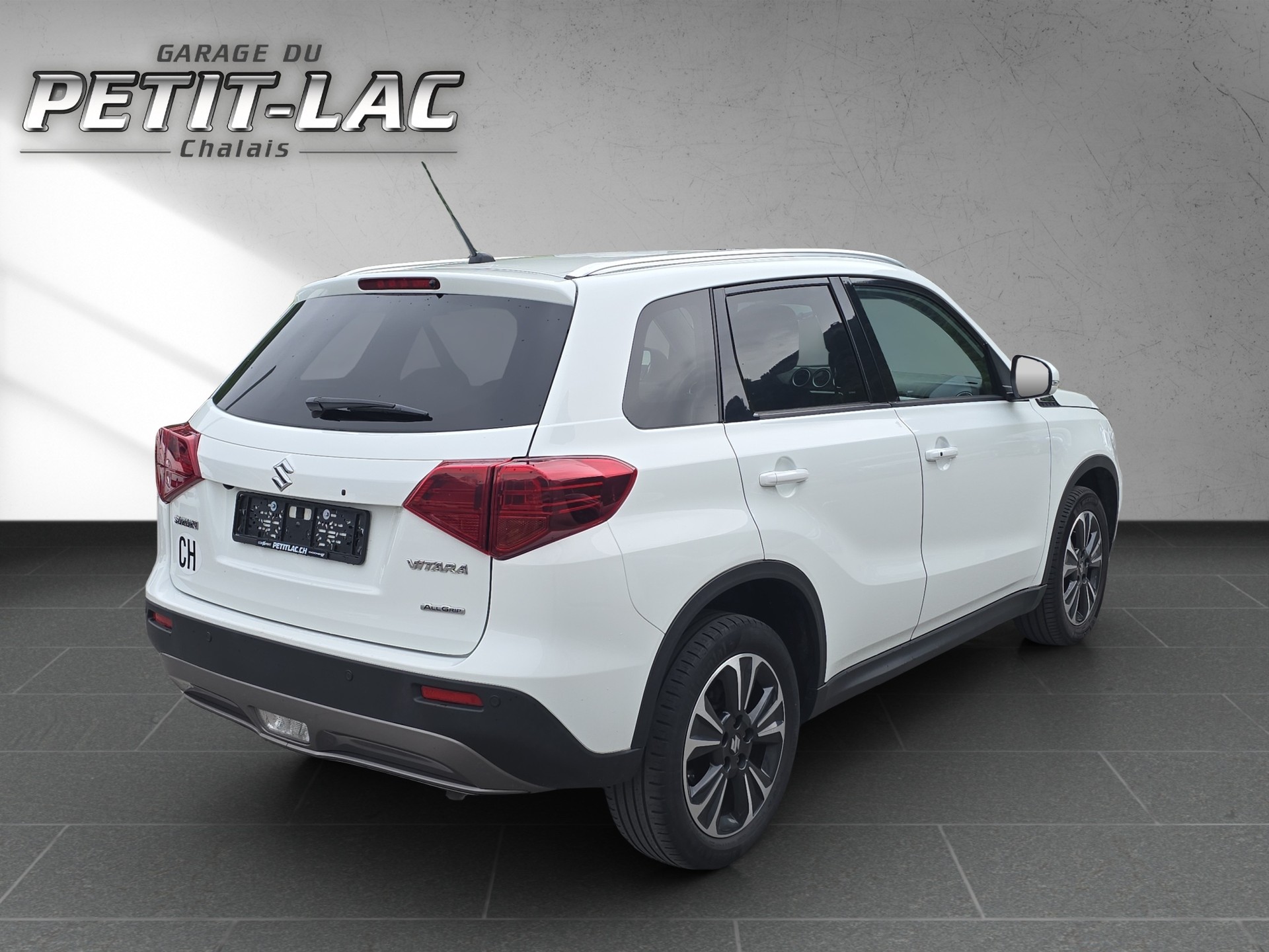 SUZUKI Vitara 1.4 Boosterjet Compact Top-image-3