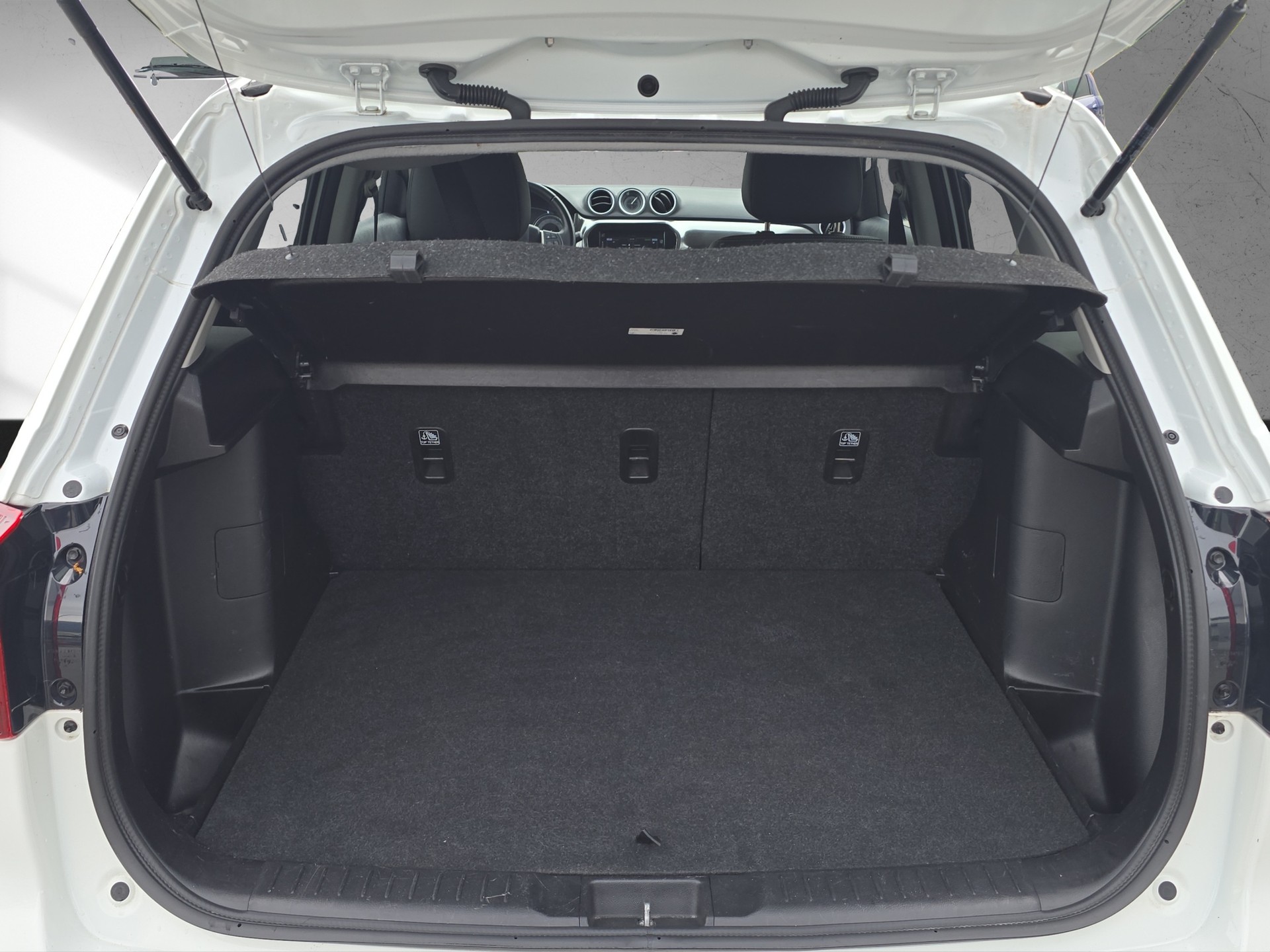 SUZUKI Vitara 1.4 Boosterjet Compact Top-image-8