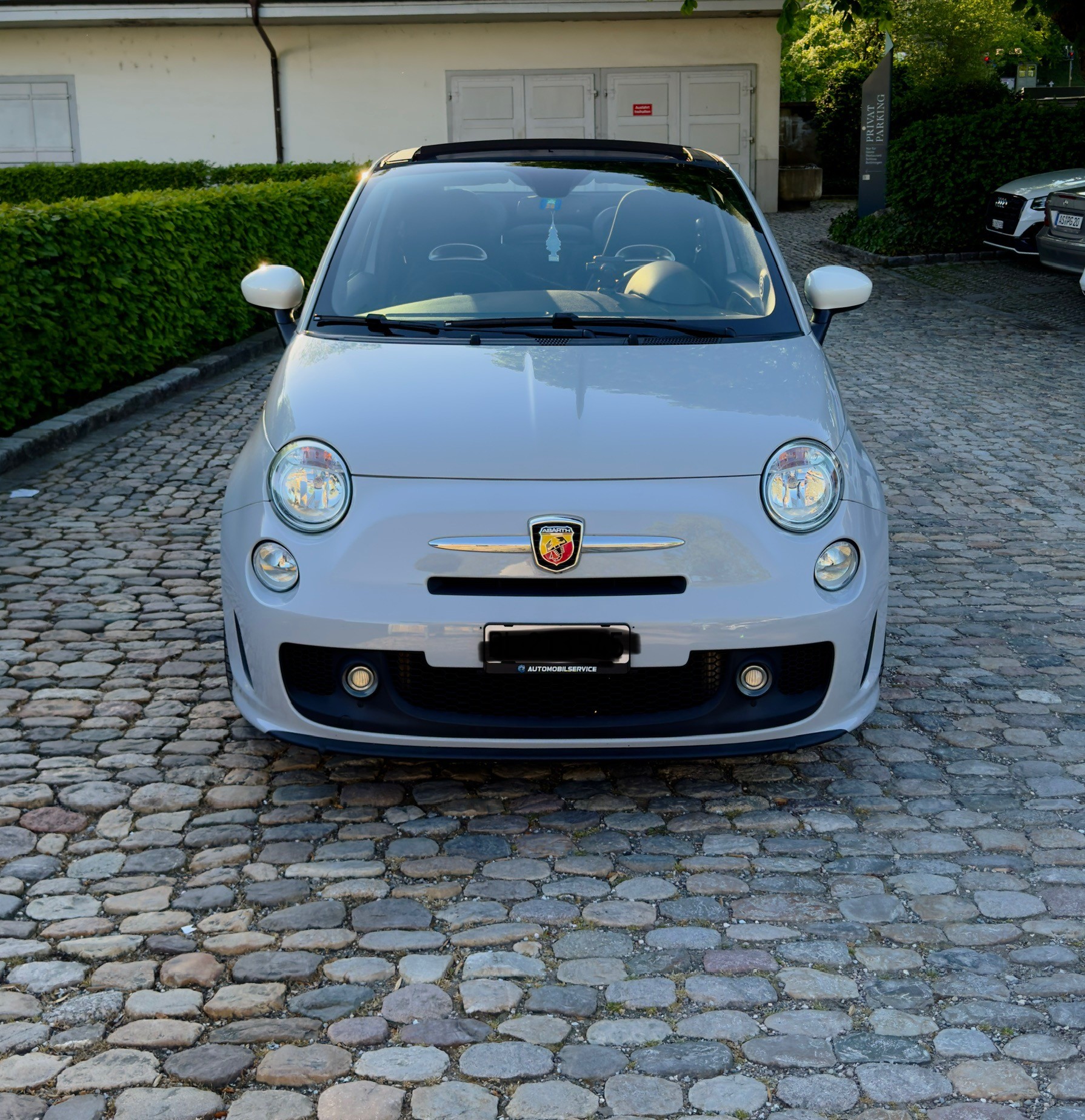 FIAT 500 Abarth-image-1