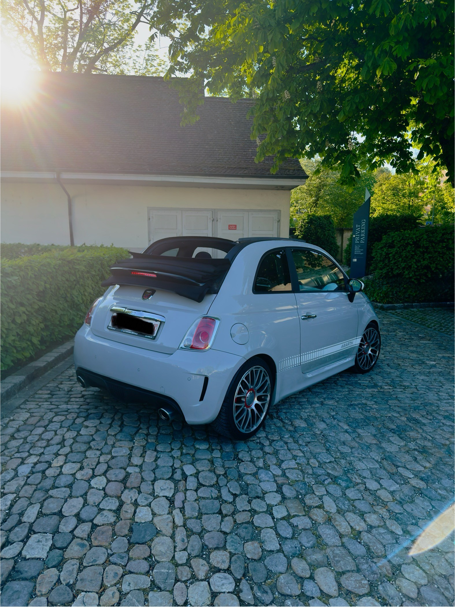 FIAT 500 Abarth-image-2
