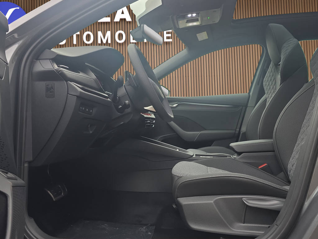 SKODA Octavia Combi 2.0 TSI SportLine 4x4 DSG-image-10