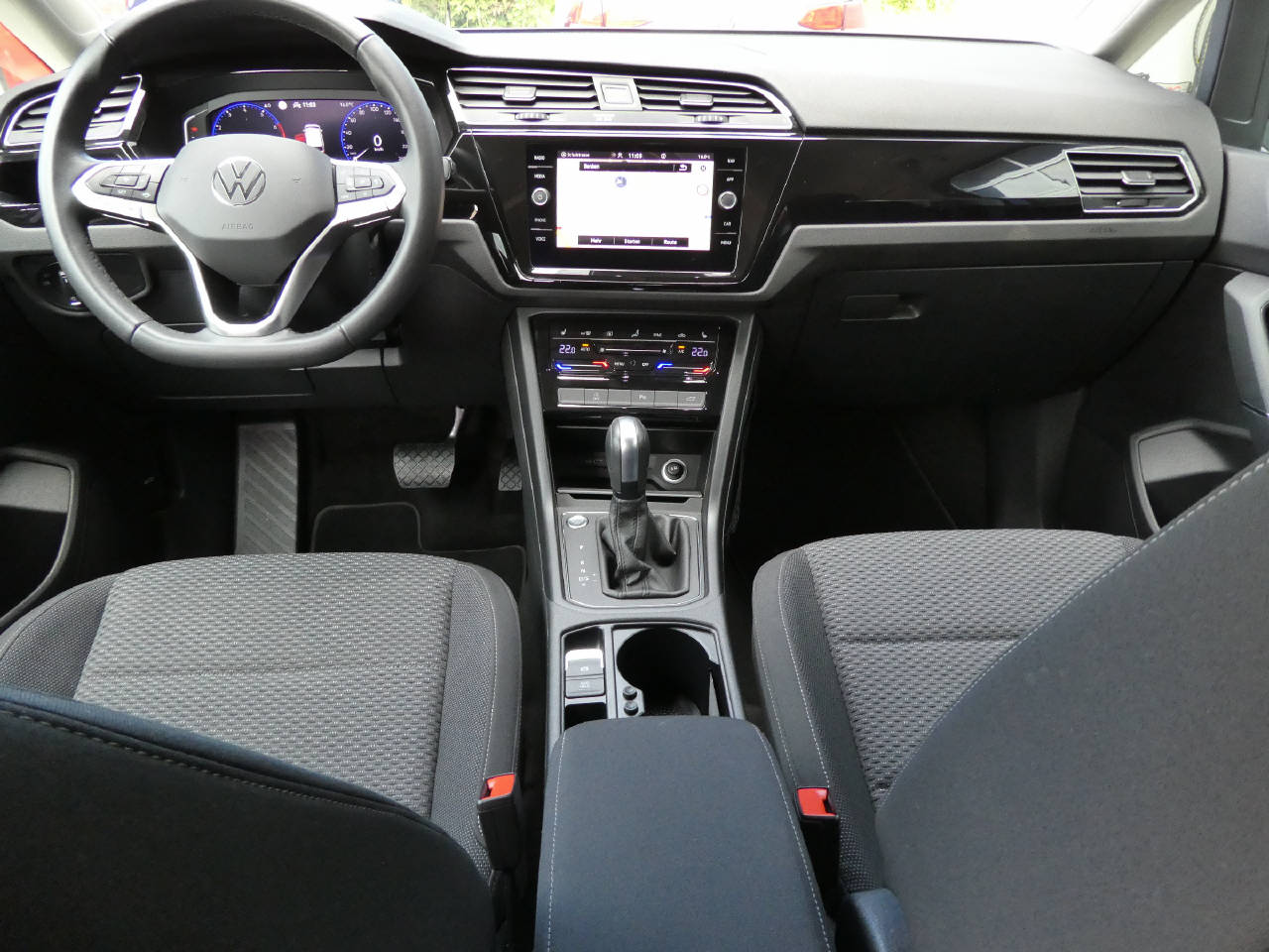 VW Touran 1.5 TSI Comfortline United DSG-image-14