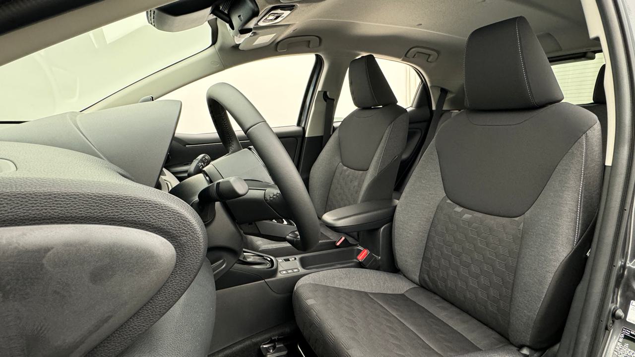 TOYOTA Yaris 1.5 Sport e-CVT-image-4