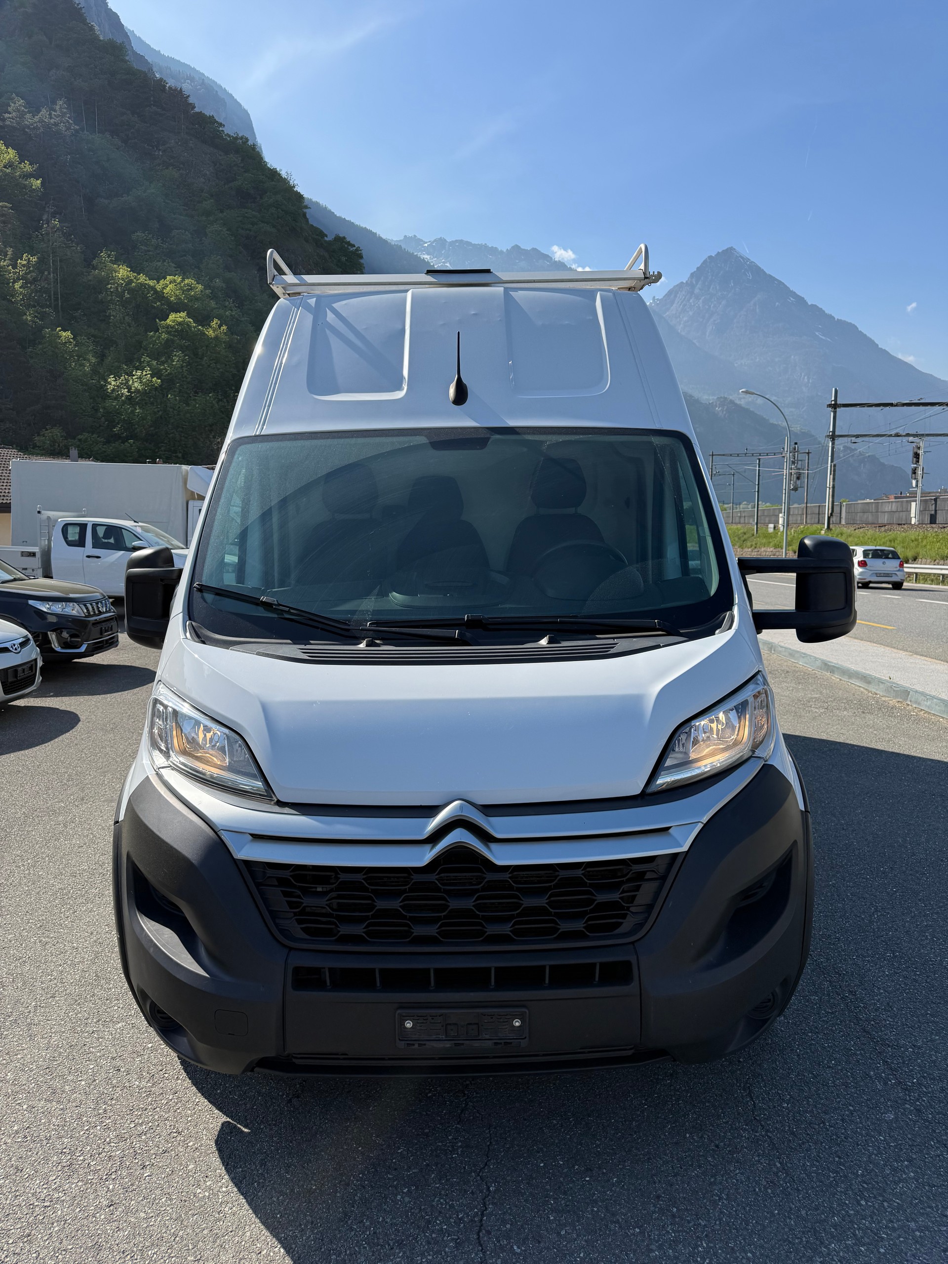CITROEN Jumper 35 2.2 BlueHDi 165 Club L3H3-image-2
